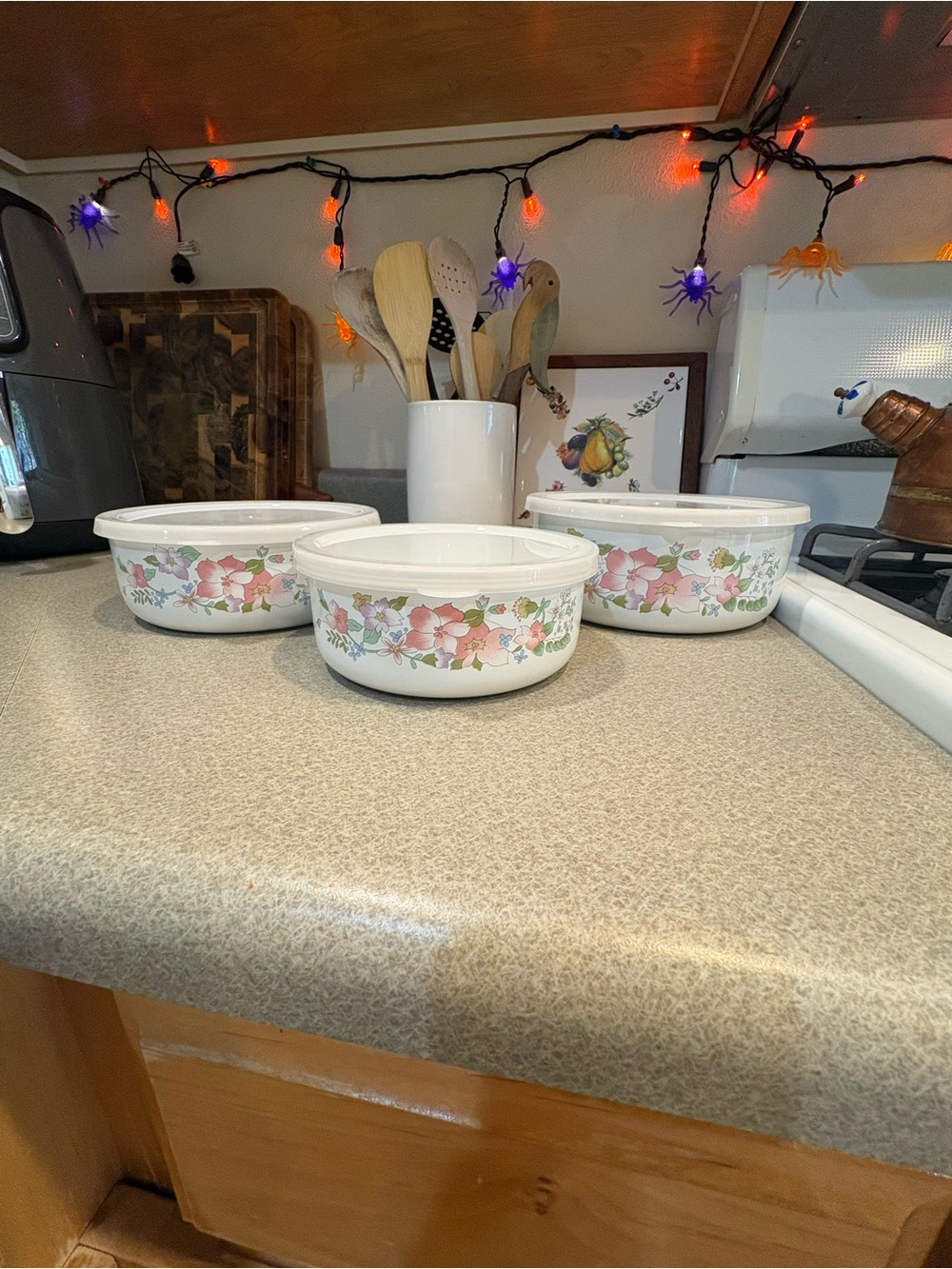 1980’s Kobe White Floral Ceramic Mixing Bowls with Lids - Set of 3